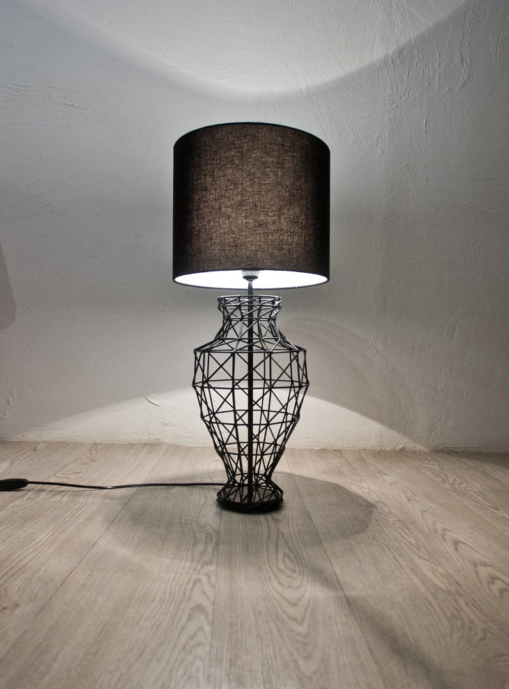 Настольная лампа Амофра