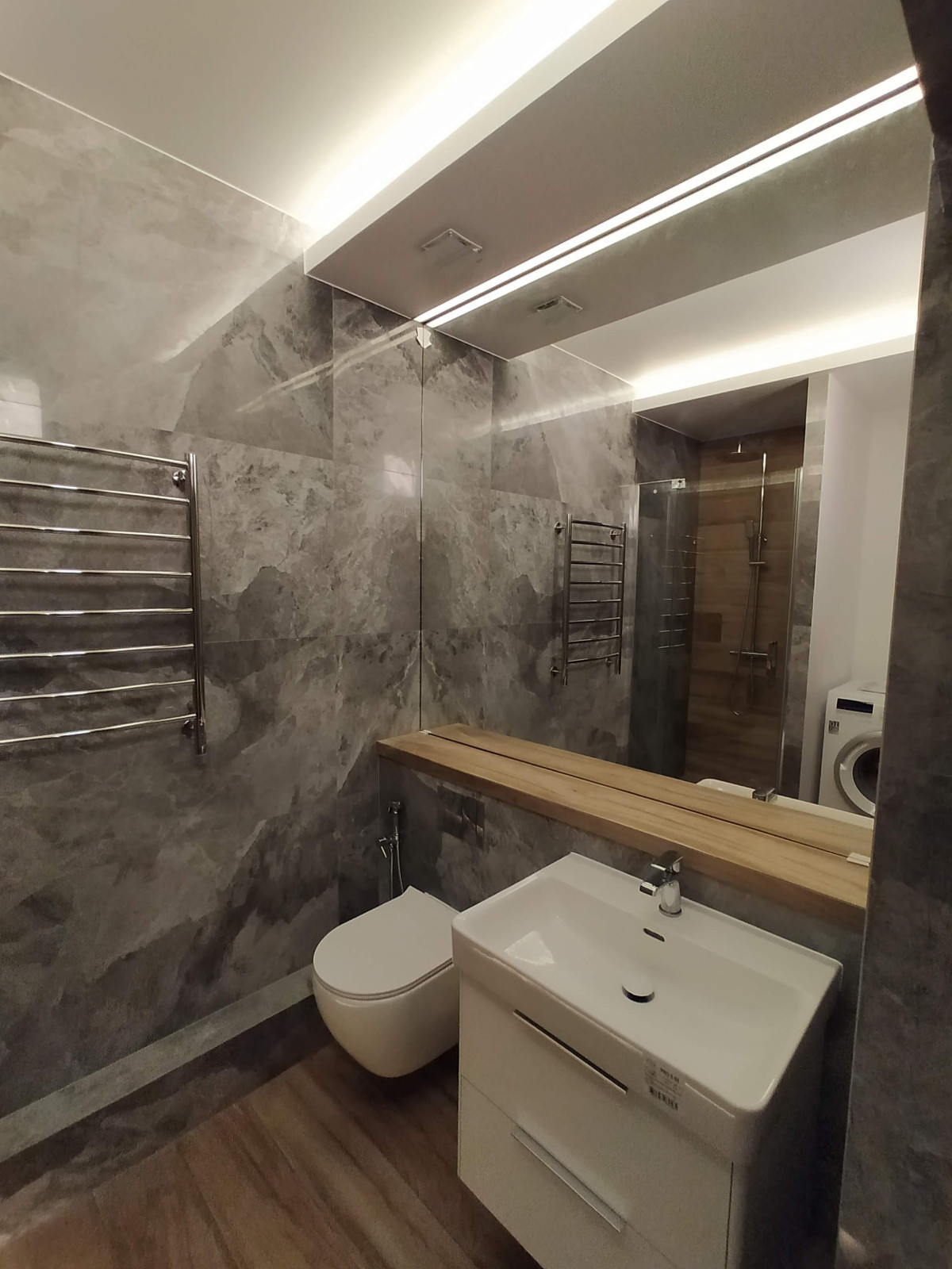 Душевая на Широкой речке