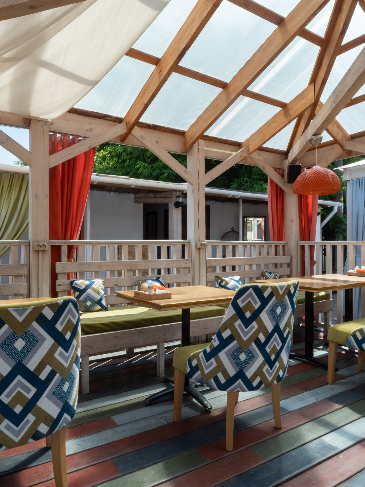 Ресторан восточной кухни в Челябинске - Plove