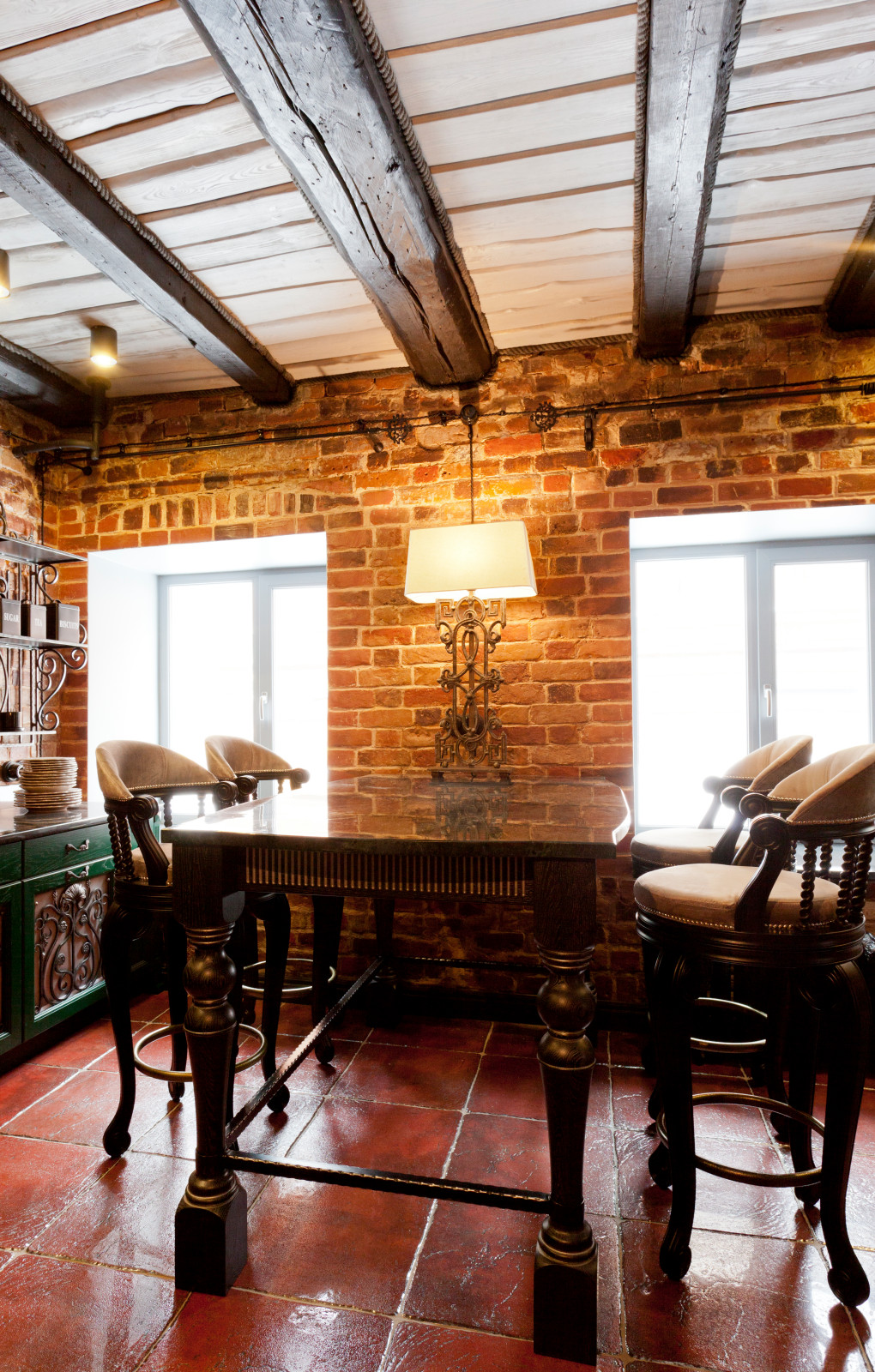 Фотографии квартиры в старинном особняке