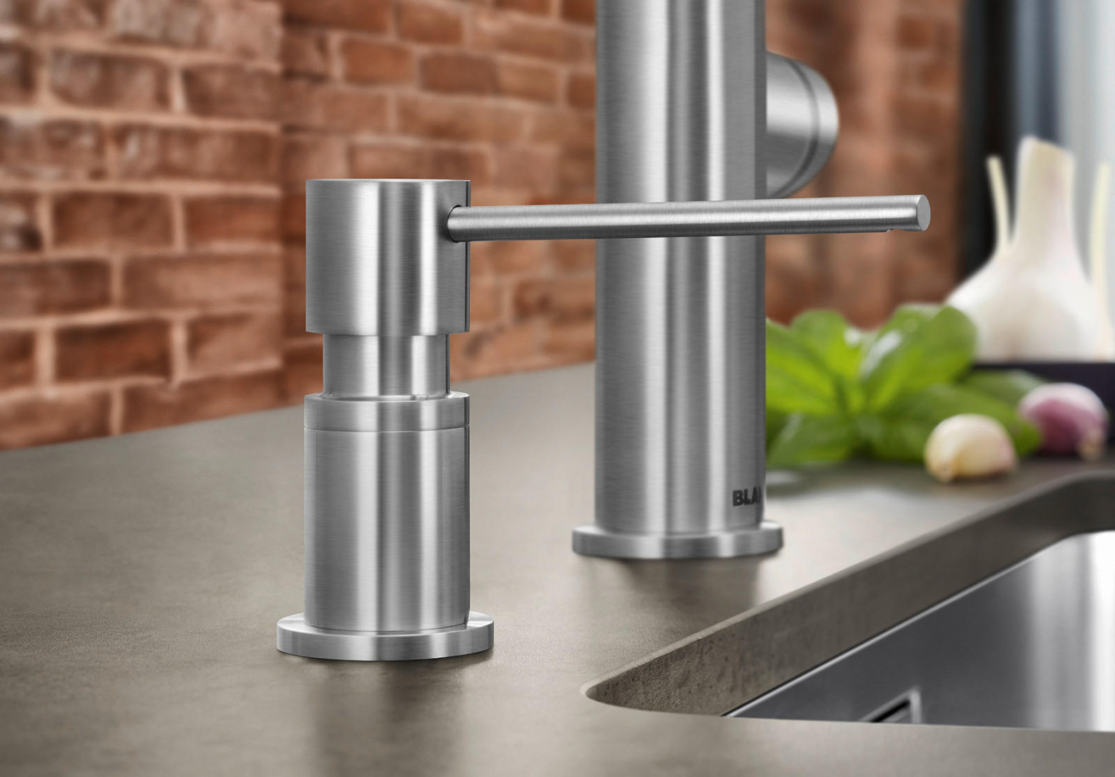 Дозаторы жидкого моющего средства