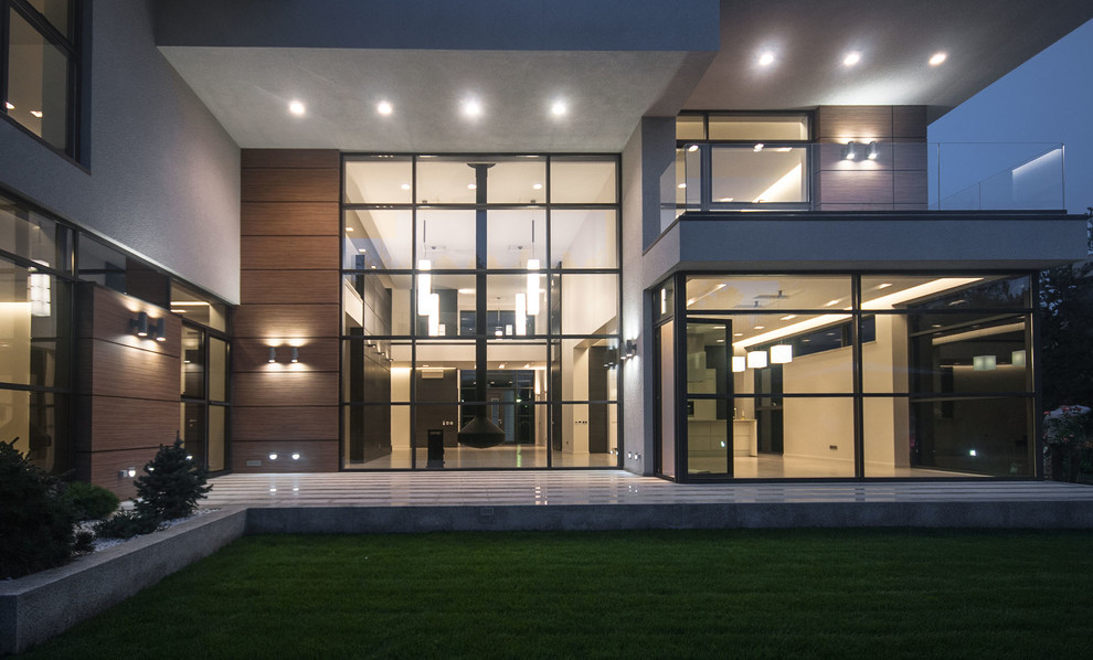 Остекление коттеджа в поселке БЕНИЛЮКС на алюминиевой системе REYNAERS