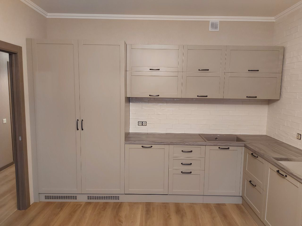 Кухни, такие разные кухни....