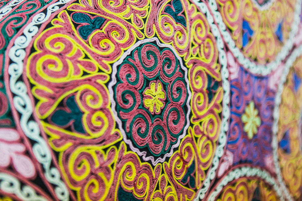 Портрет: Мебель в экзотической обивке от BirBor