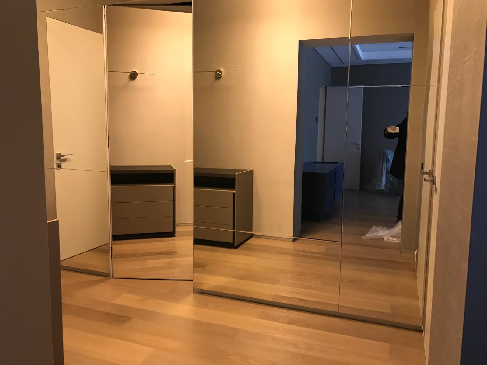 Зеркальное панно