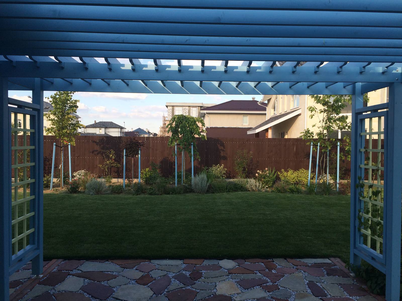 Обложка проекта: Внутренний дворик с перголой. Коттеджный посёлок.