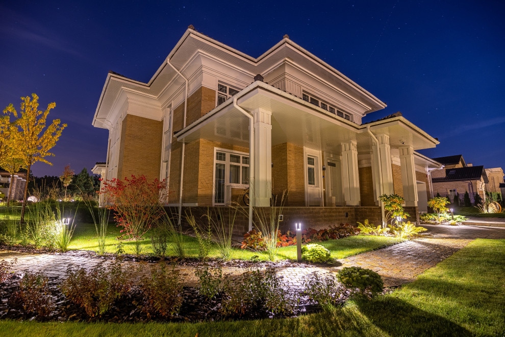 Ландшафтная подсветка участка в КП Ренессанс Парк