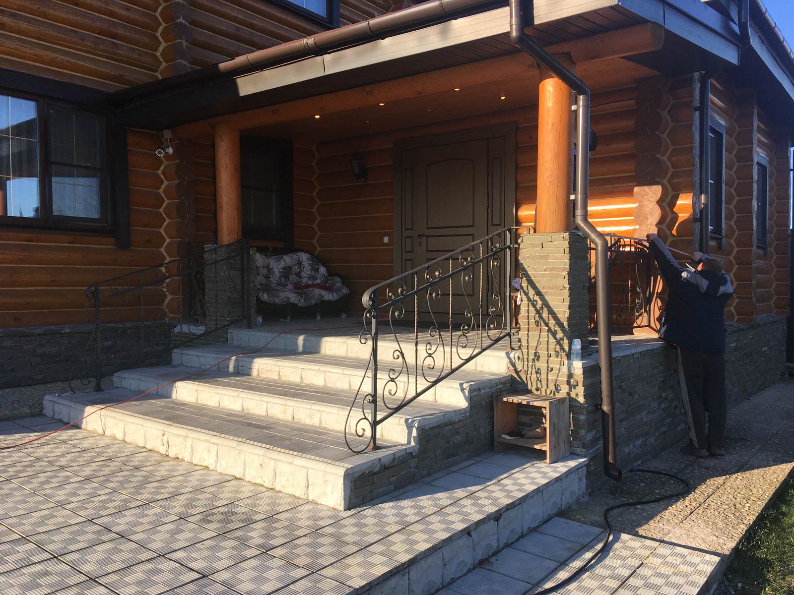 Новогоднее освещение загородного дома