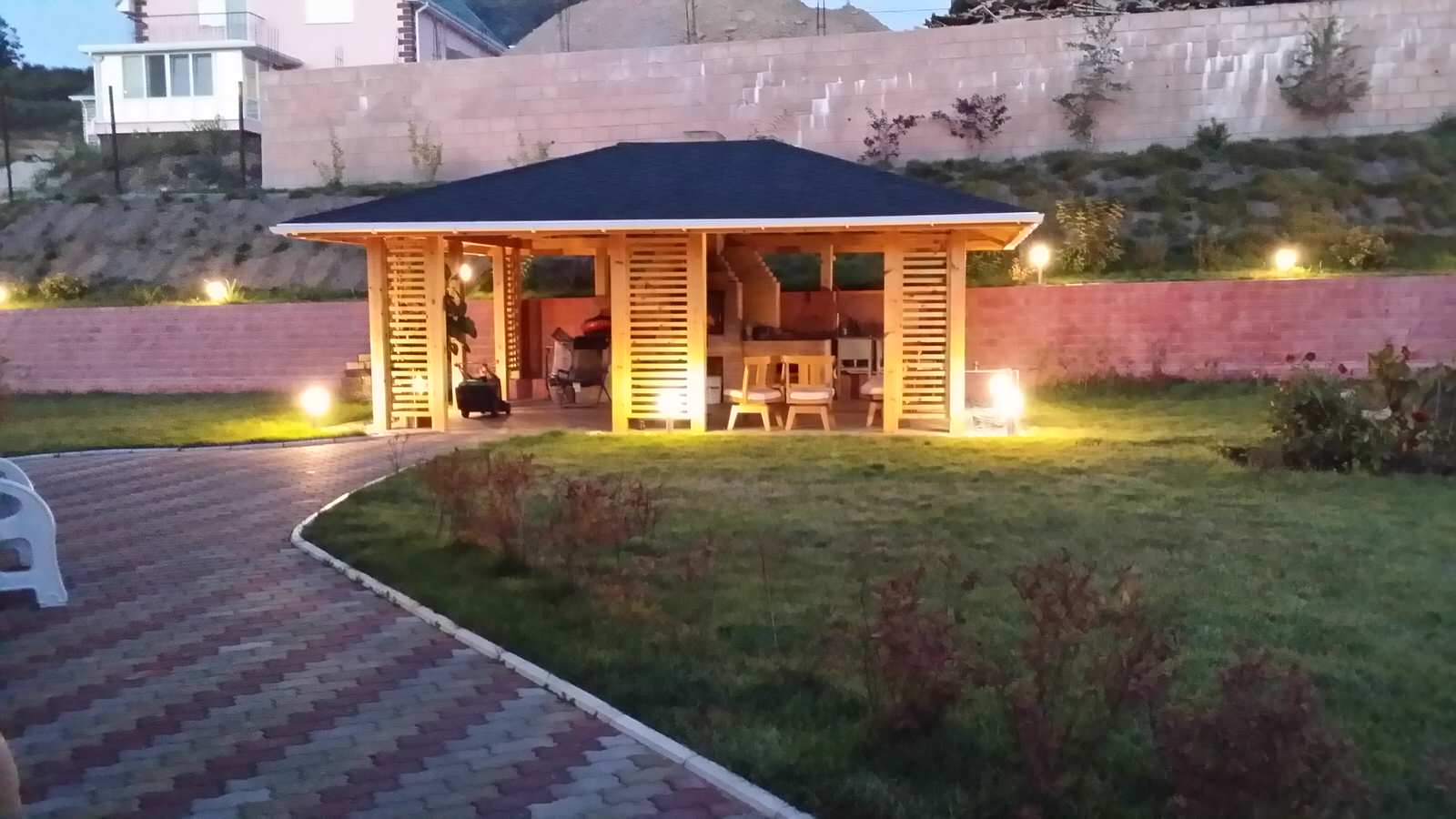 Обложка проекта: BBQ house in Nakhodka