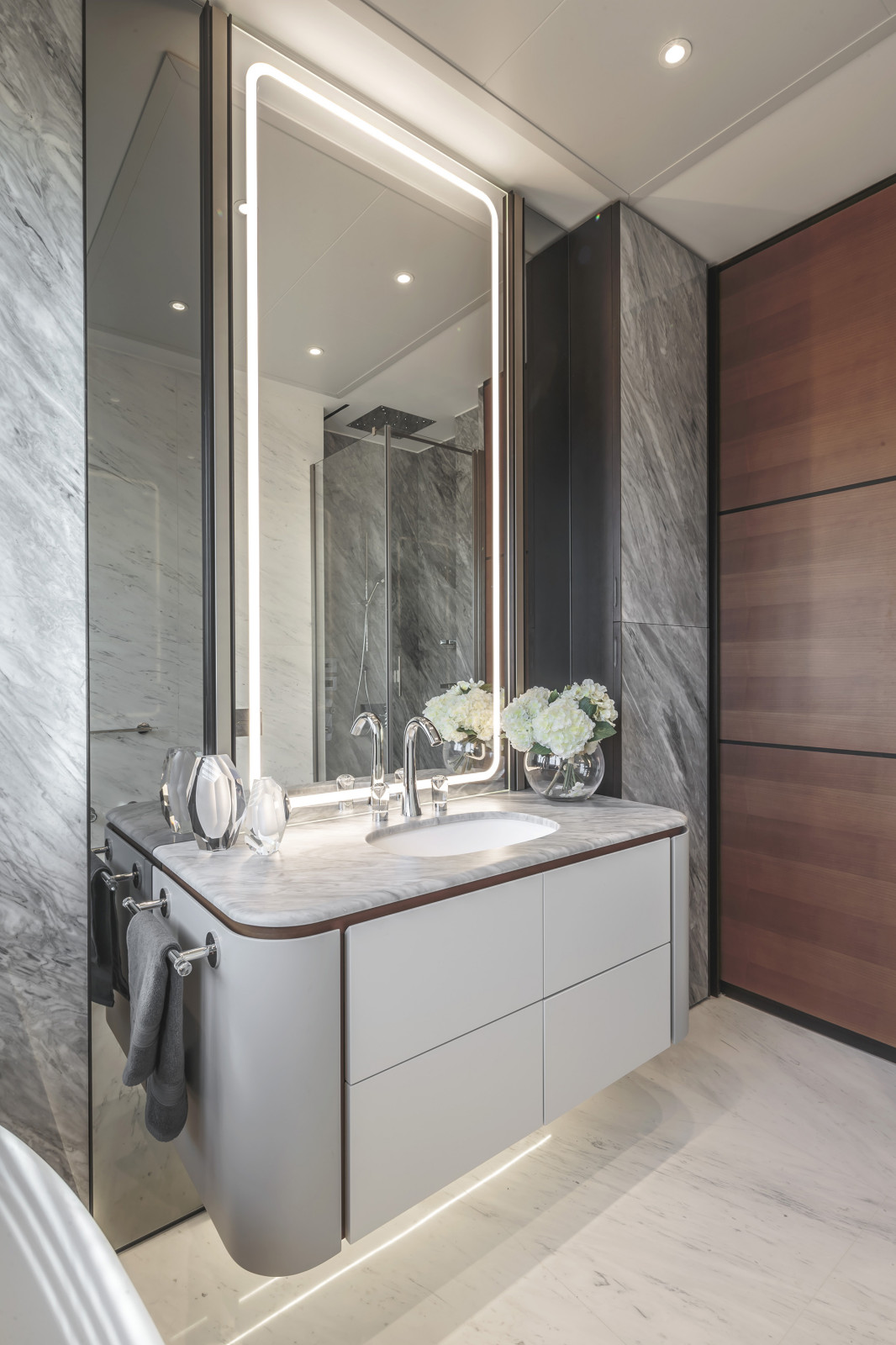 Interior design of a penthouse in Monte-Carlo