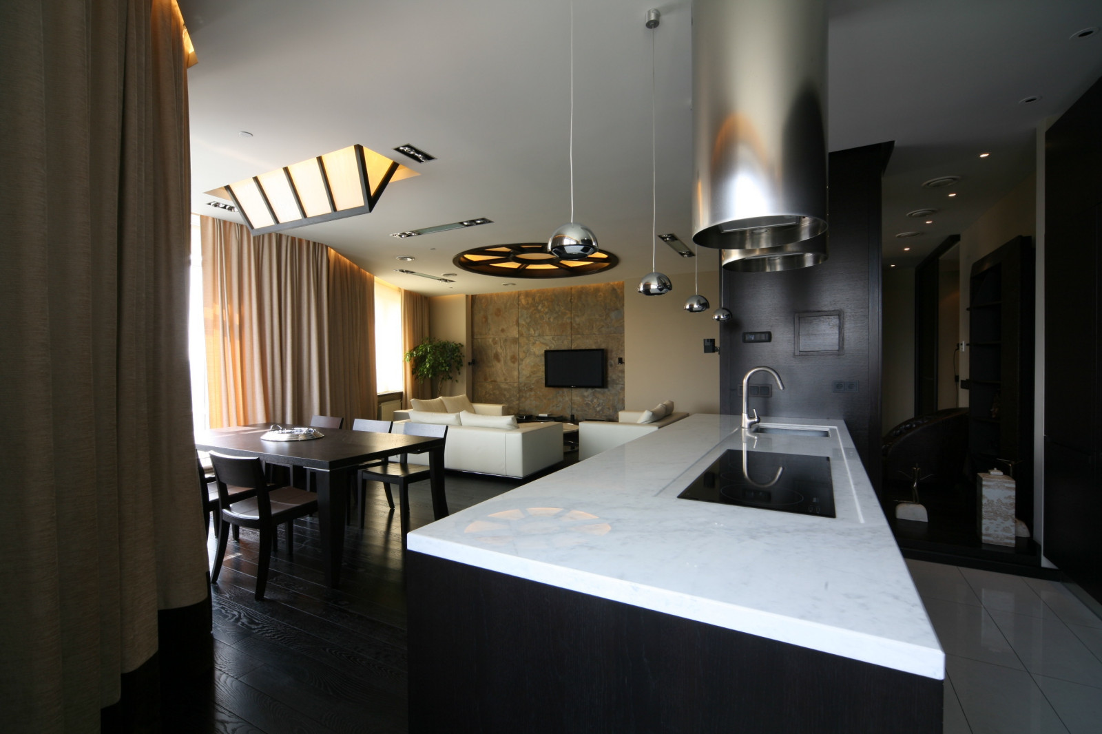 КВАРТИРА В ЖК "ВОРОБЬЕВЫ ГОРЫ", Г. МОСКВА, 150 М2