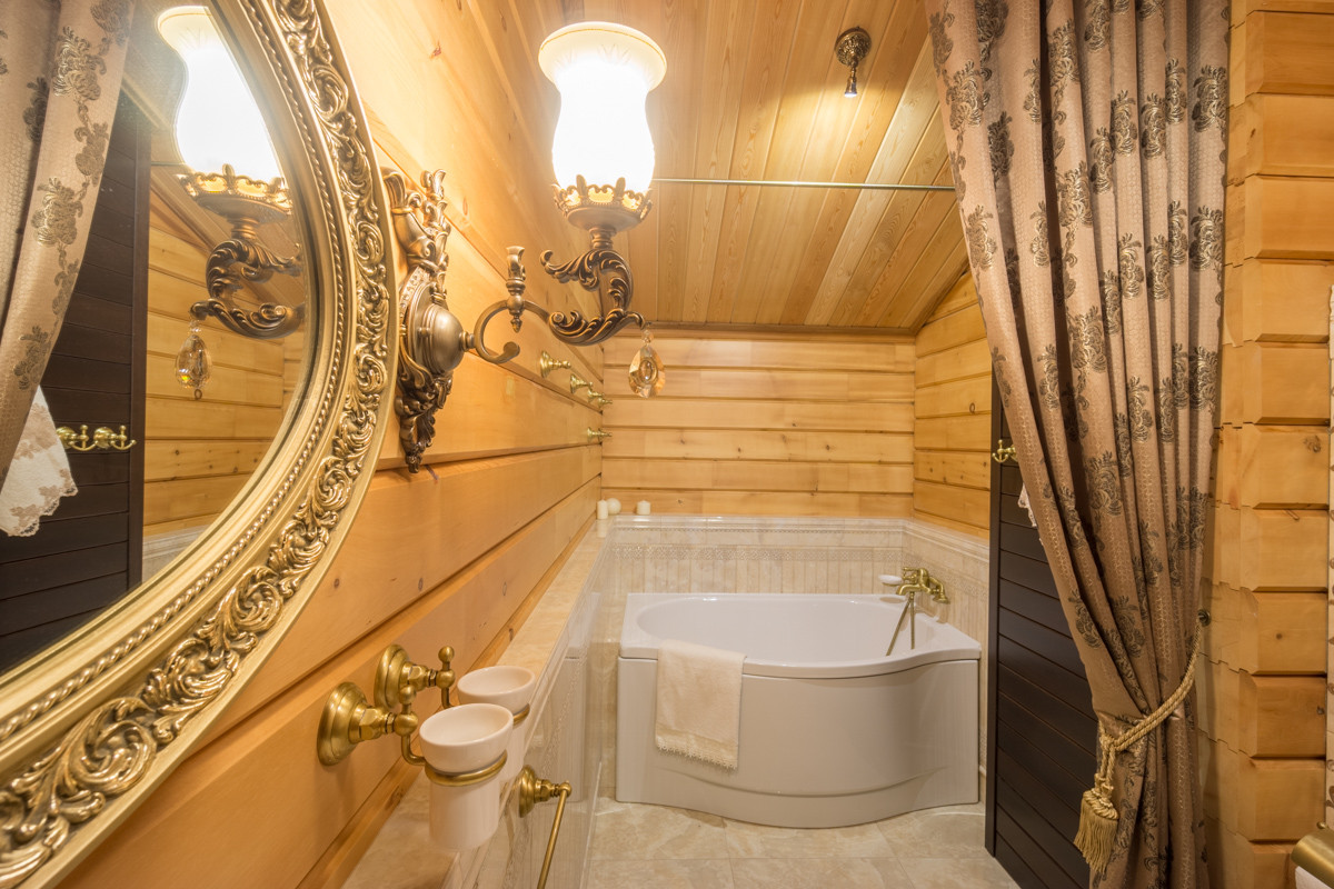 Дом из кедра