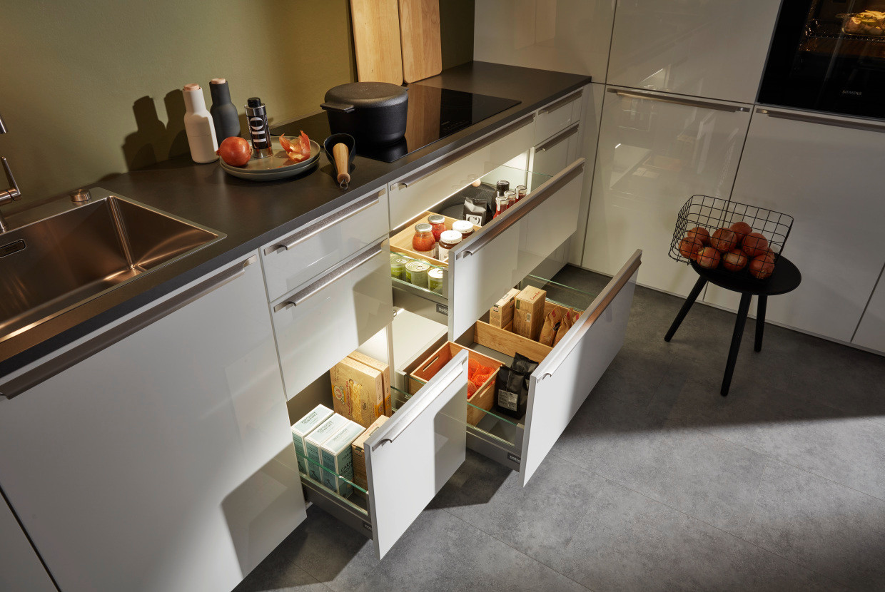 Nova Lack / WeiSZ Hochglanz