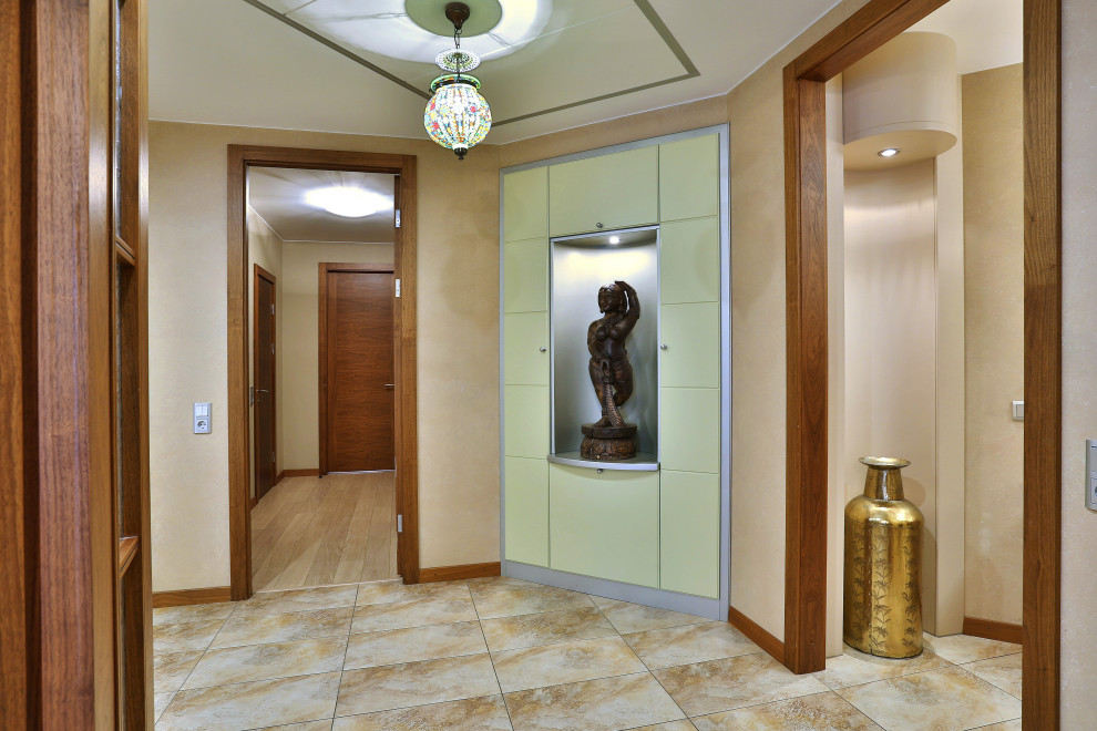 Трехкомнатная квартира на Крестовском 15