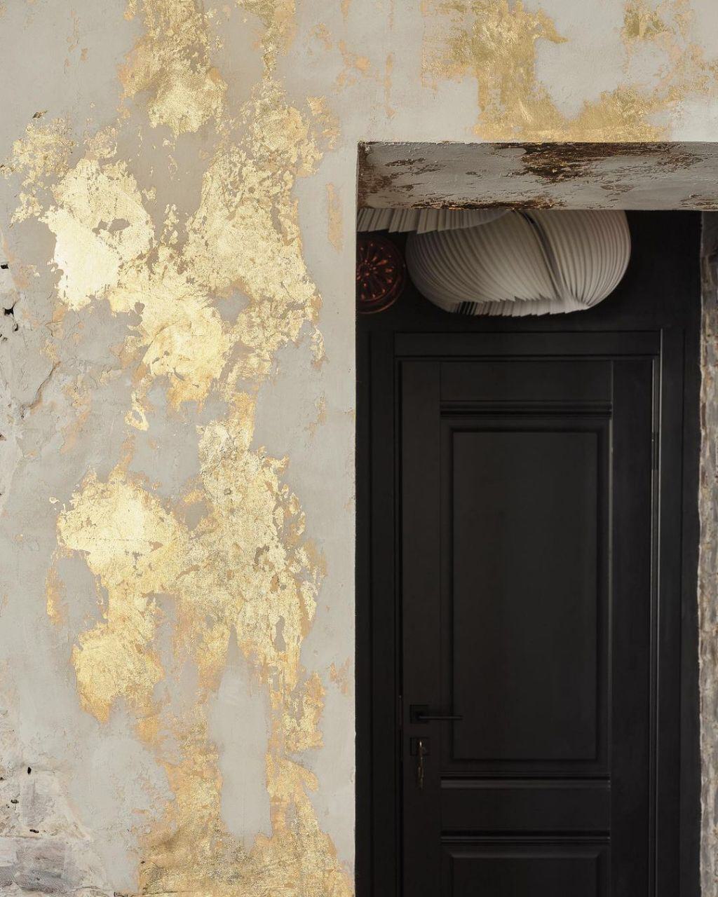 Фактурная штукатурка в кондитерской в г. Пушкин.