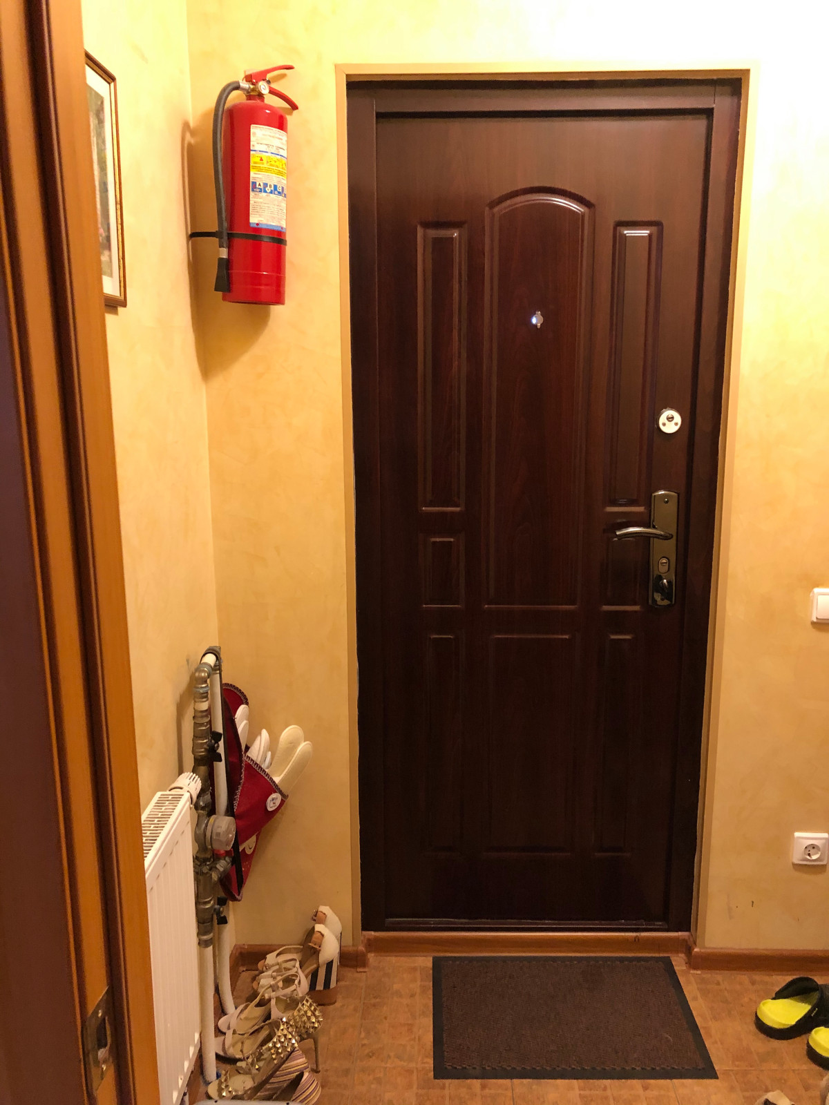 До и после: Таунхаус с гардеробной на месте кабинета