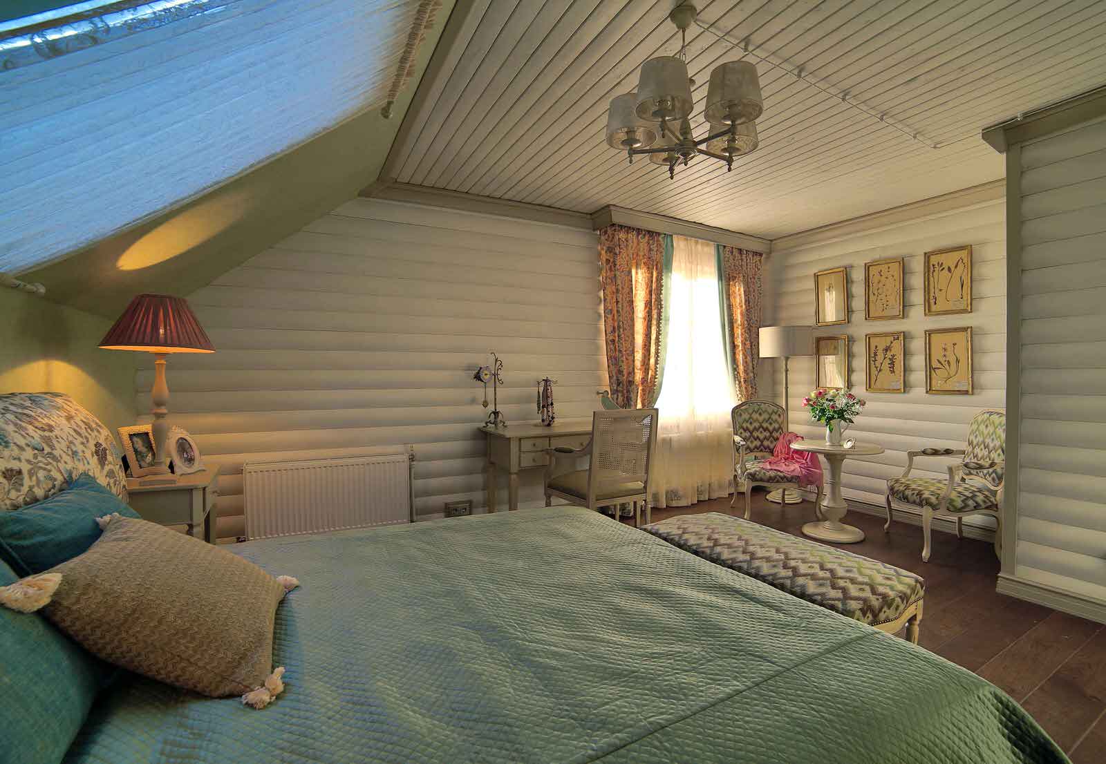 Cказочный бревенчатый дом в Подмосковье