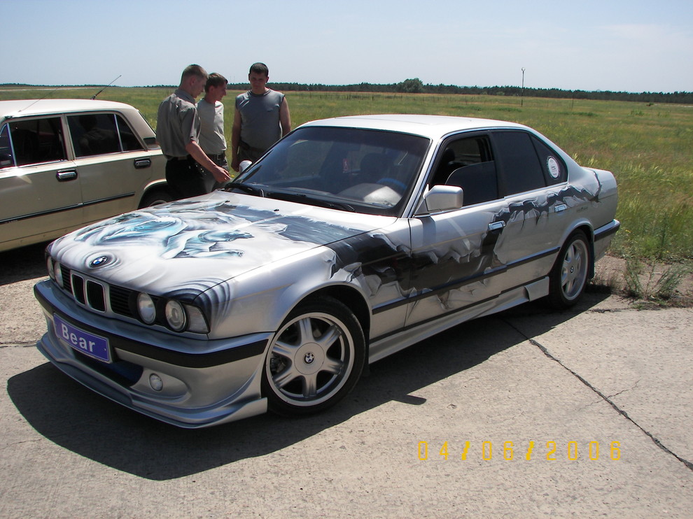 Аэрография на авто.