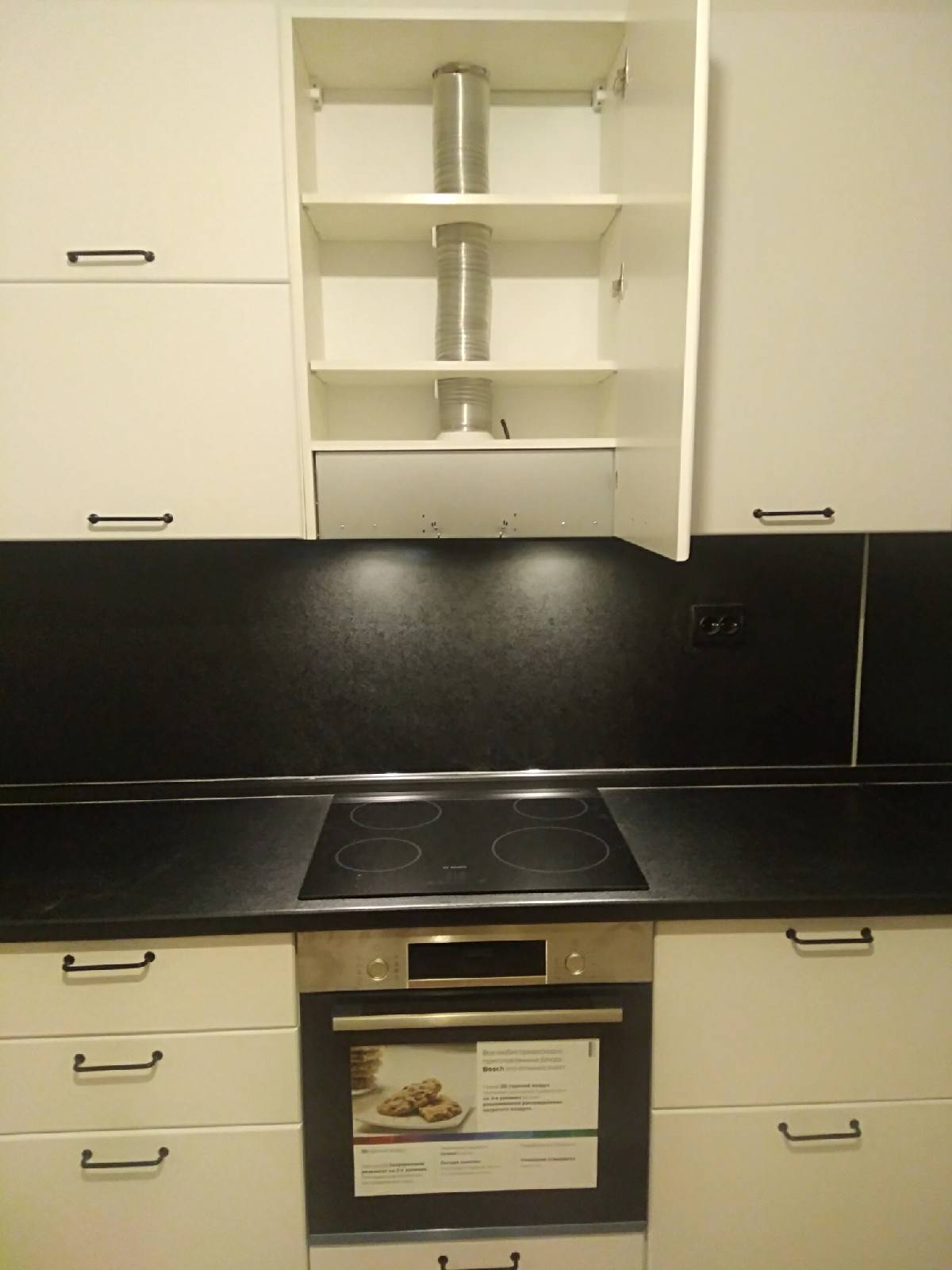 Кухня прямая белый софт матовый