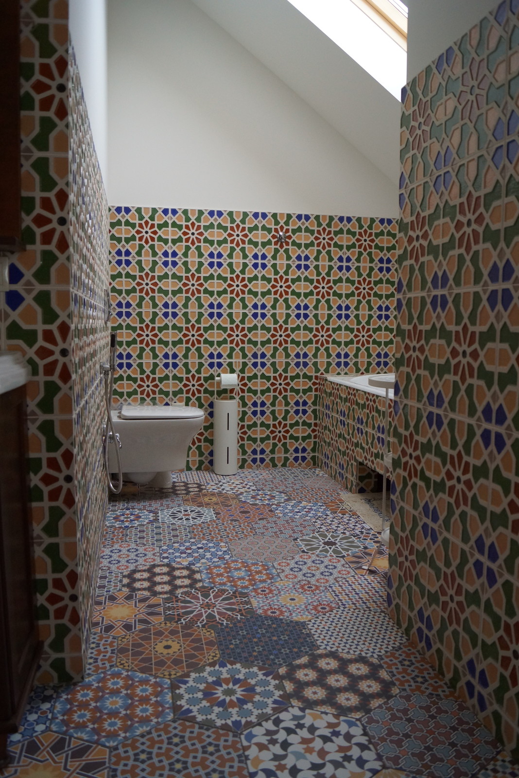 Обложка проекта: Ванна Realonda Andalusi