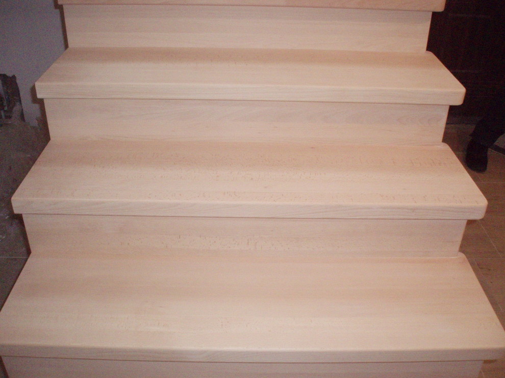 Лестница из Бука