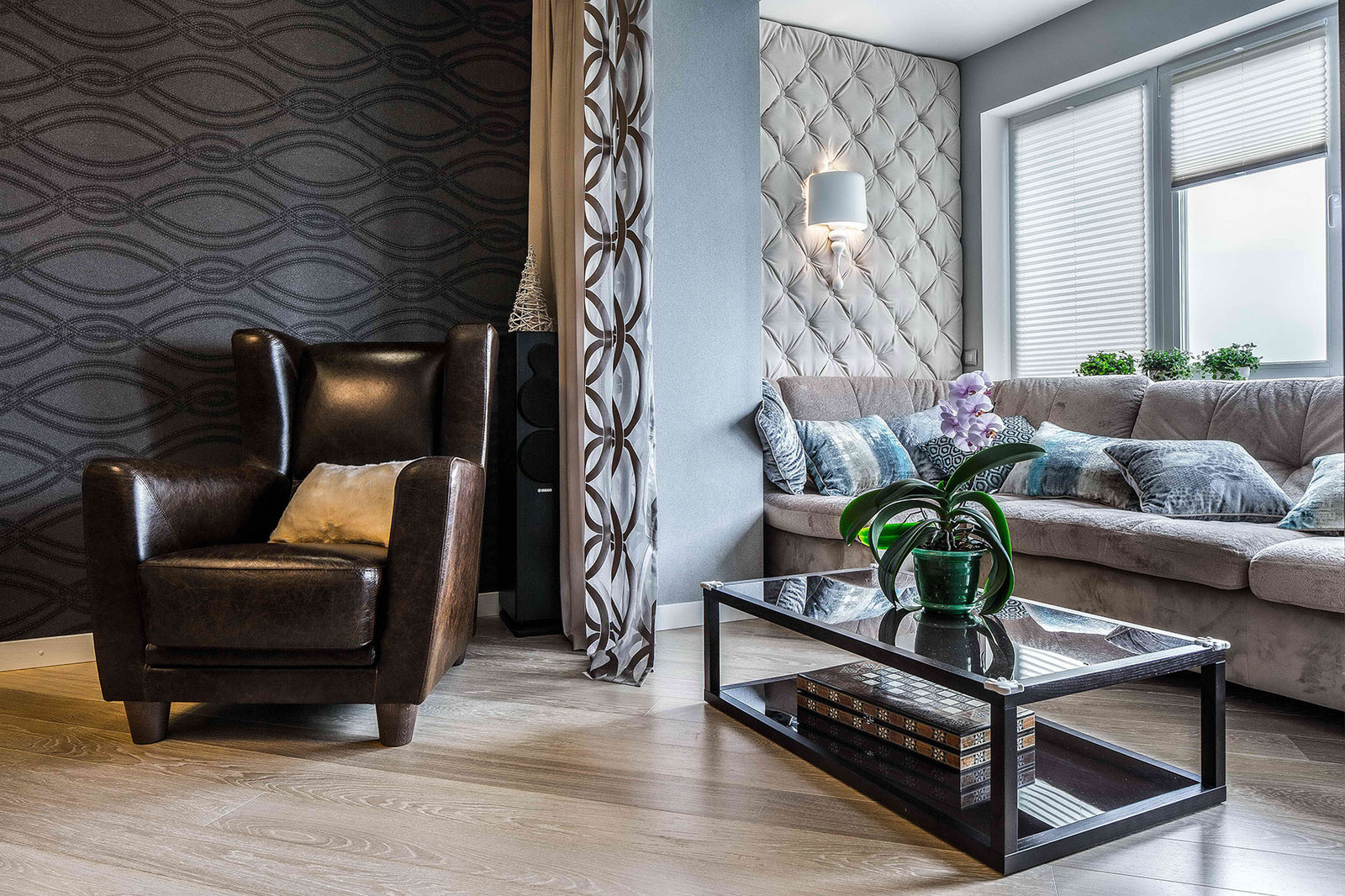 Интерьер с видом на Волгу