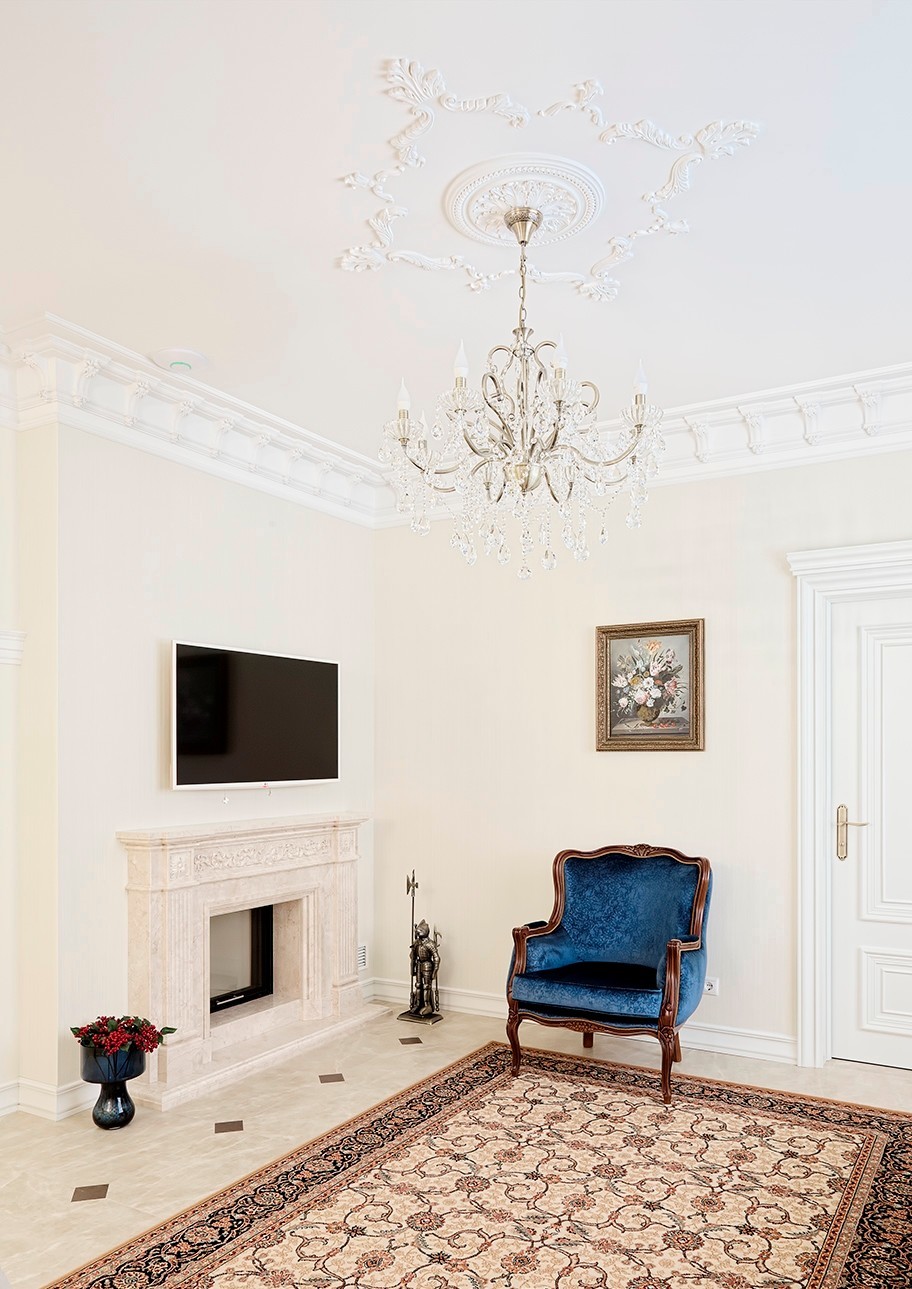 Камин в классическом стиле