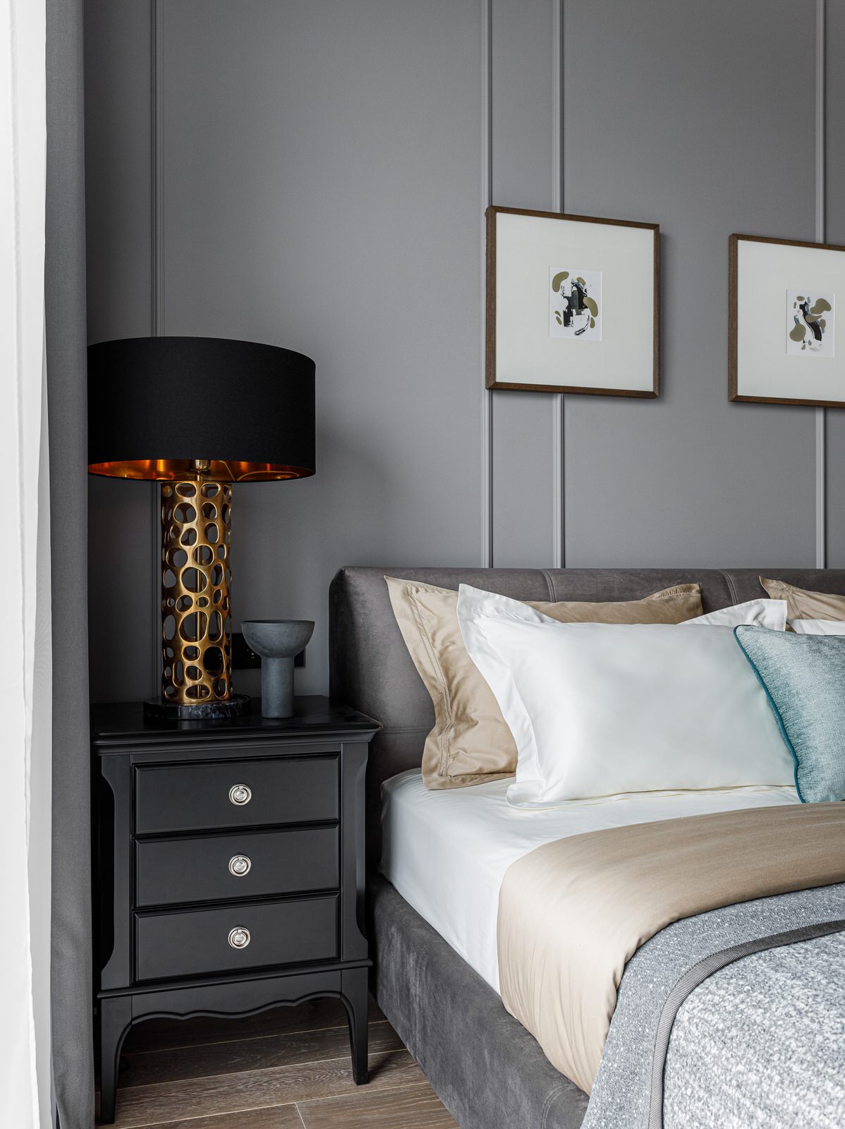 Монохромный серый в реализованном дизайн-проекте в Москве