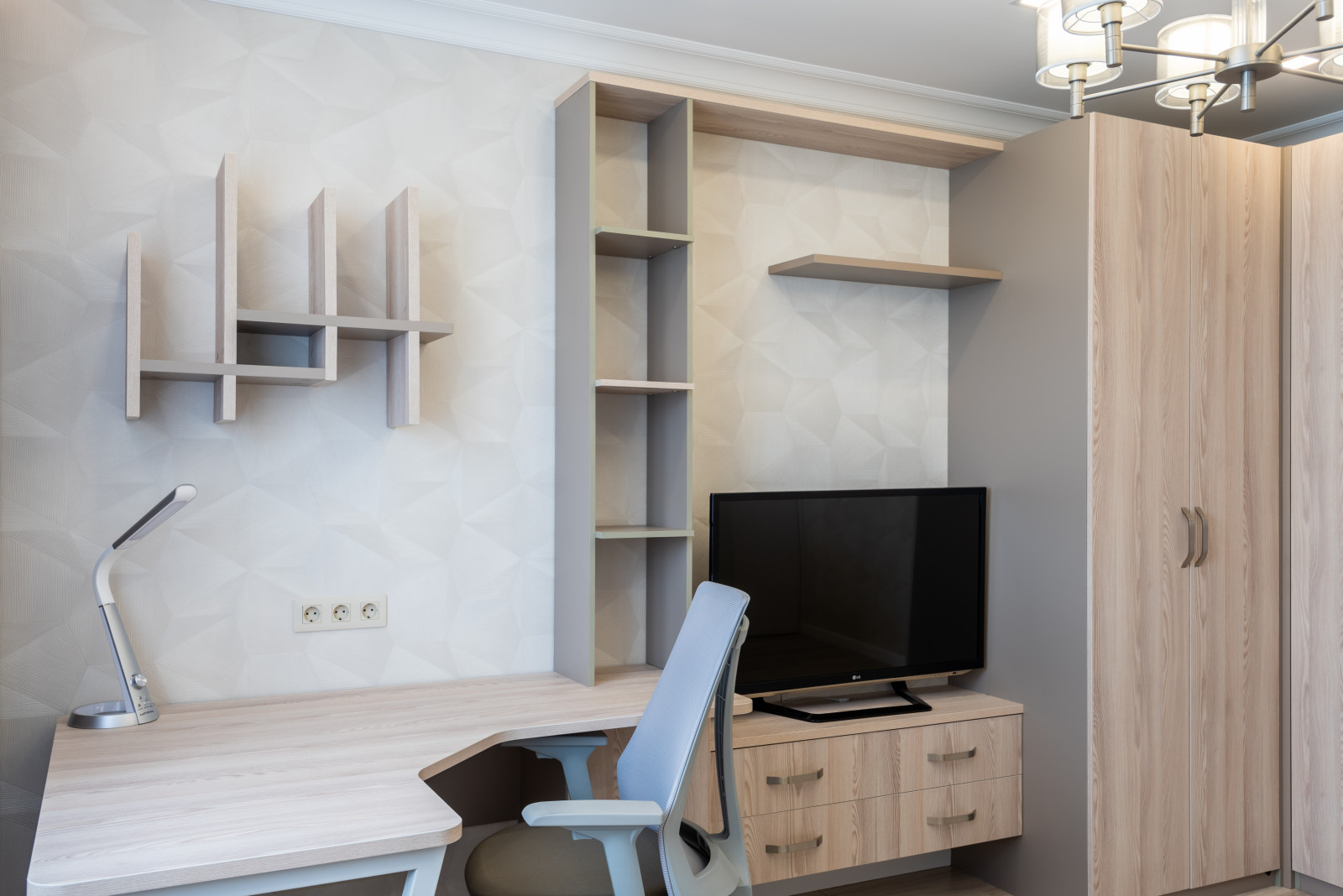 Ремонт трехкомнатной квартиры в неоклассическом стиле