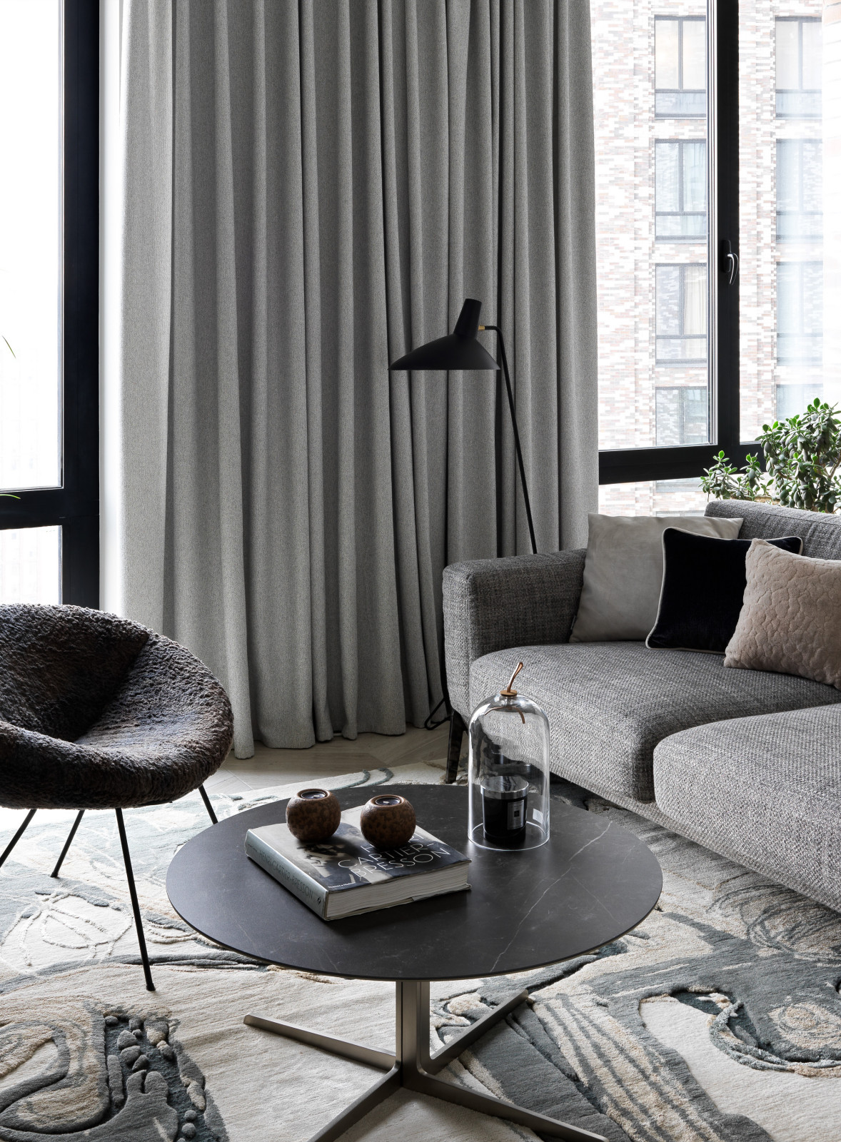 Лаконичная квартира в ЖК "Пресня Сити"