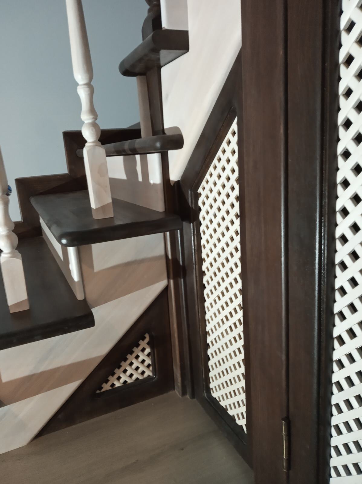 Лестница трехмаршевая из бука