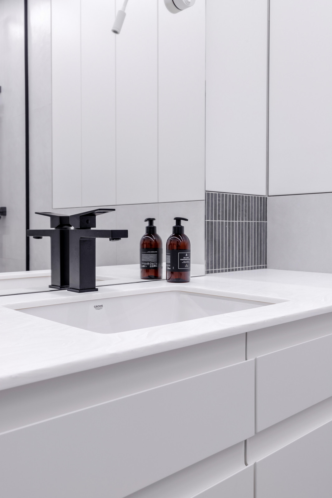 Реализация проекта трехкомнатной квартиры "ЖК на Высоте"