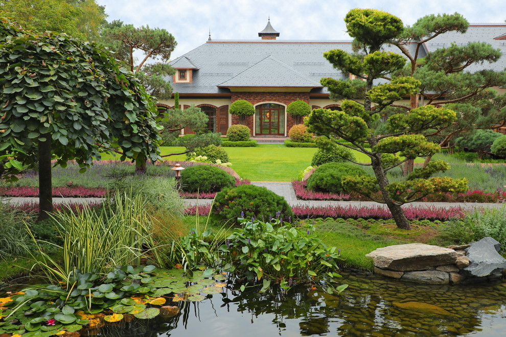 Коттеджный сад в Барвихе (дизайн и исполнение компании "Imperial Garden")