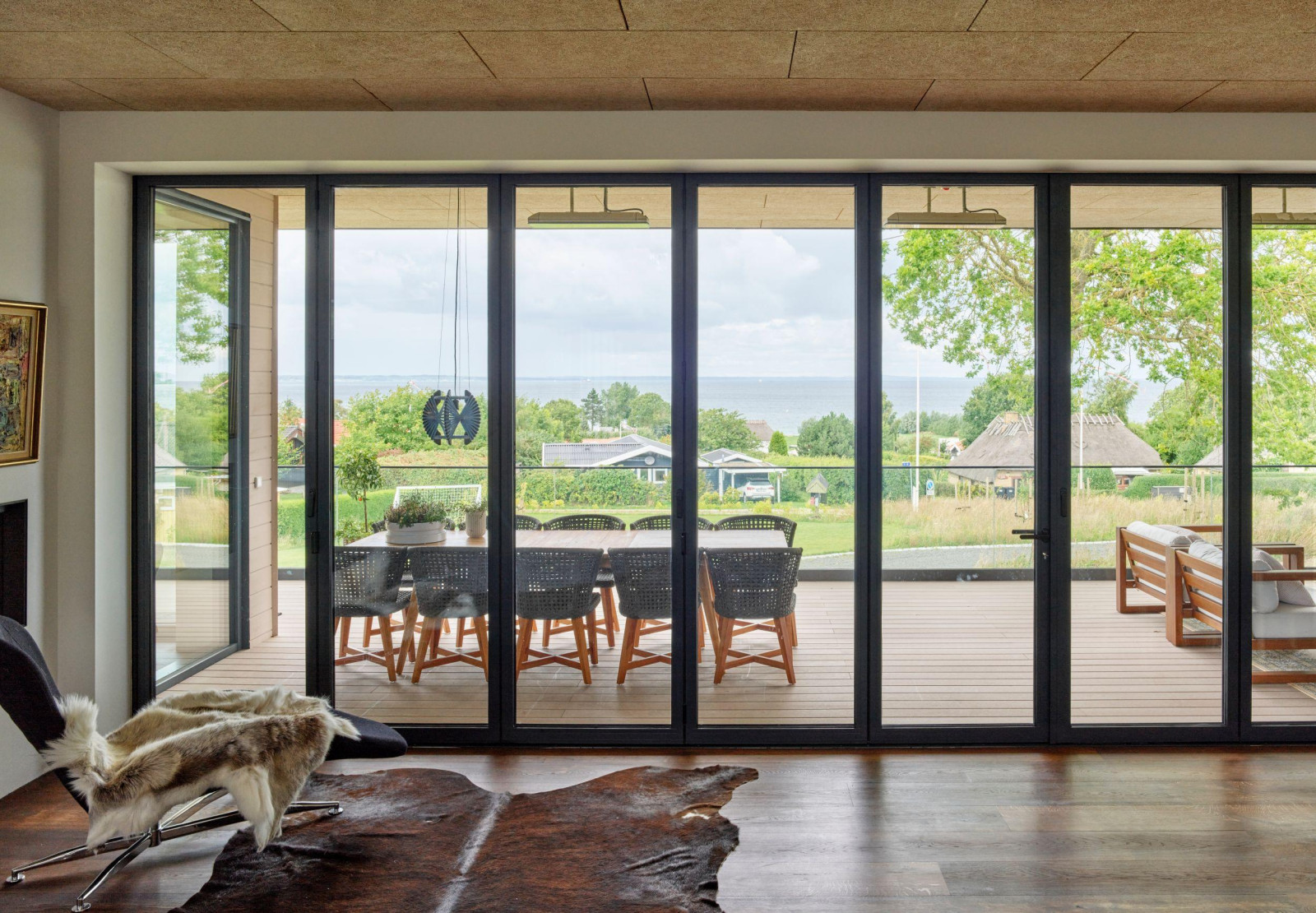 проект от SCHUECO с фасадной системой FWS 50