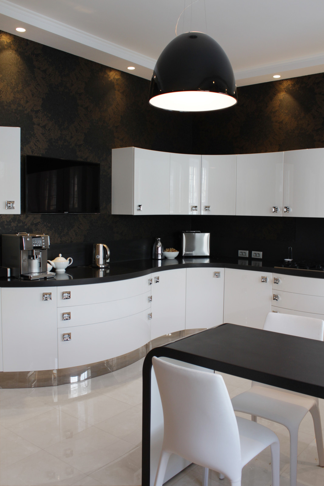 Реконструкция интерьера в загородном доме