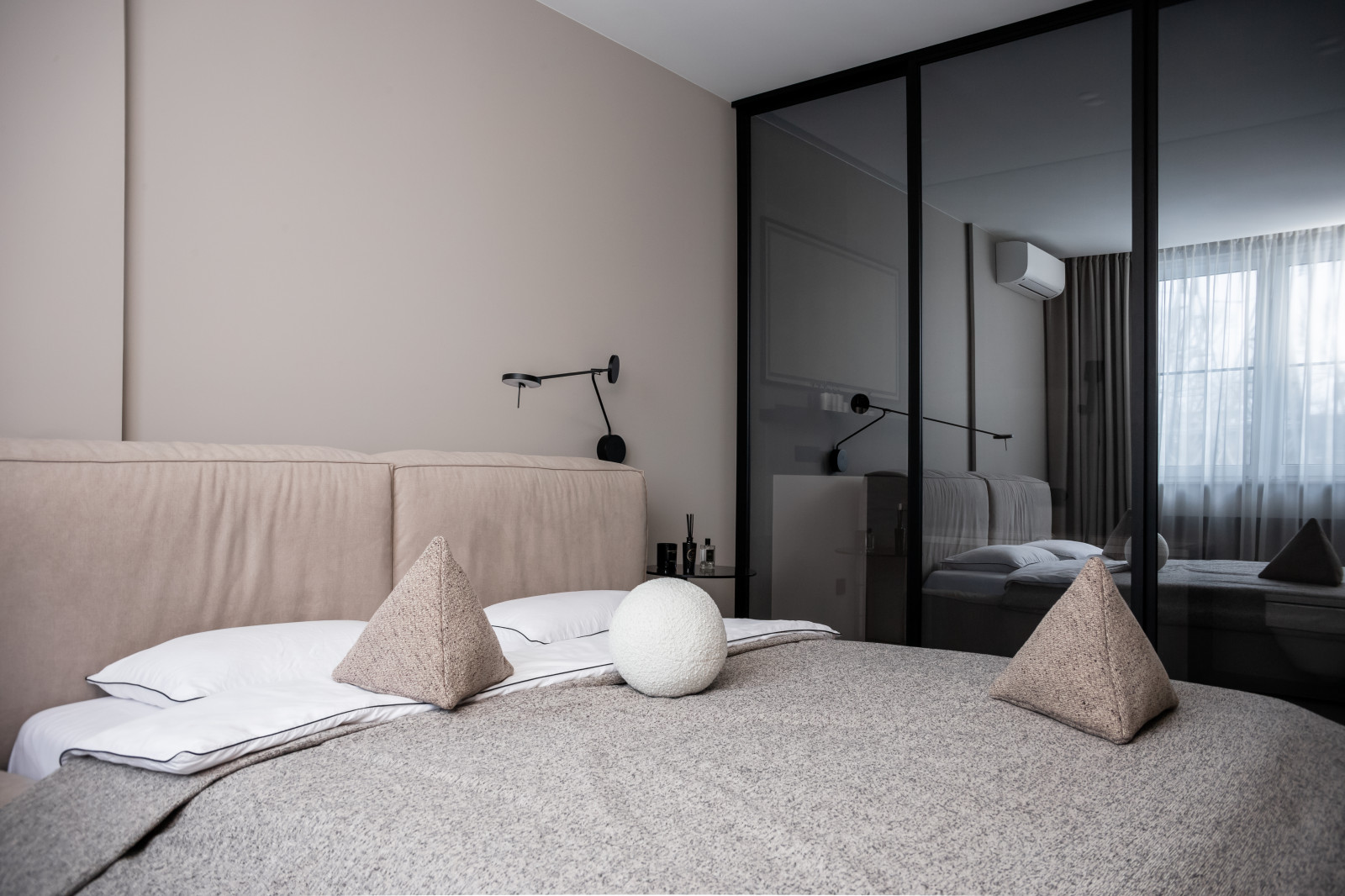 Минимализм с ярким акцентом