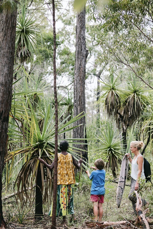 Как австралийские аборигенки создали новый национальный дизайн