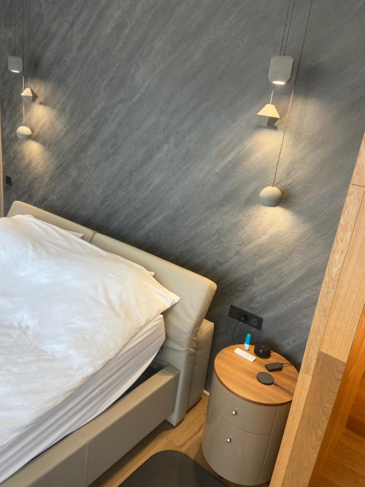 Дом молодого мужчины