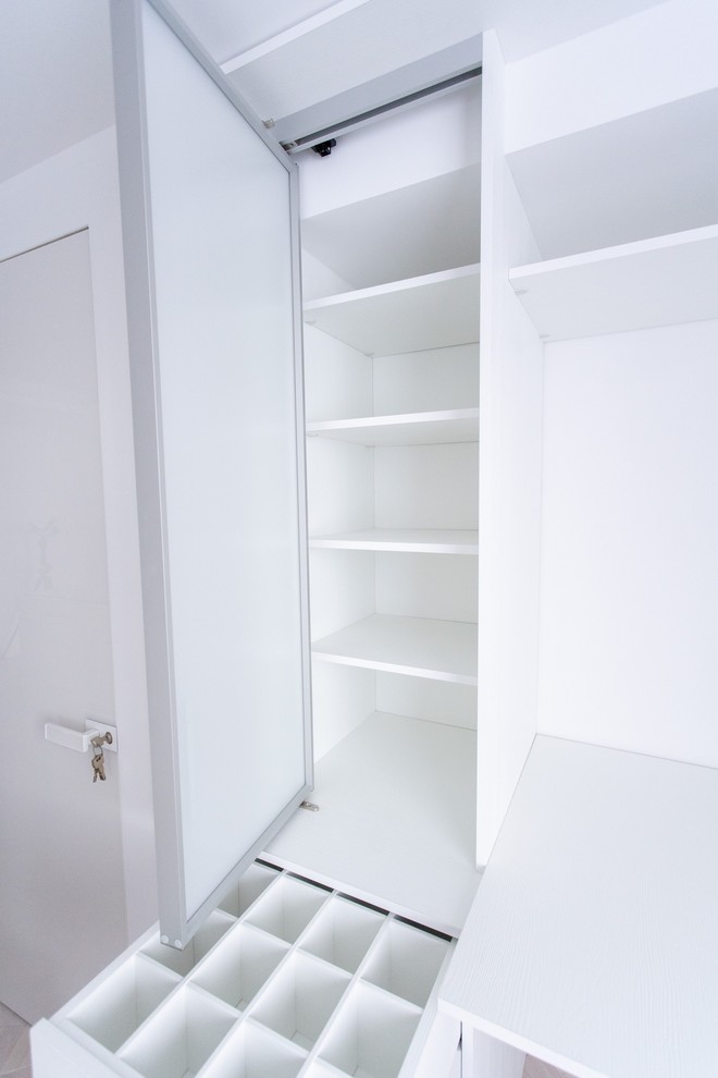 Гардеробная raumplus с комодом-островом