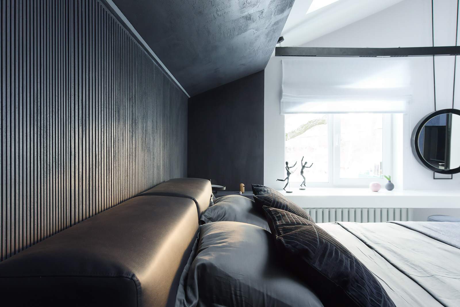 Пещера под водопадом