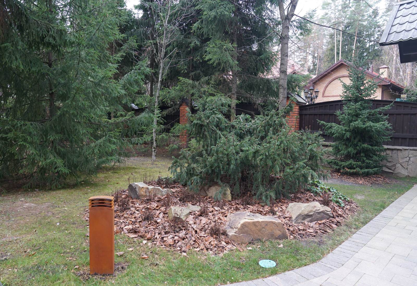 Таймлайн: 9 месяцев на реновацию сада 45 соток в английском стиле