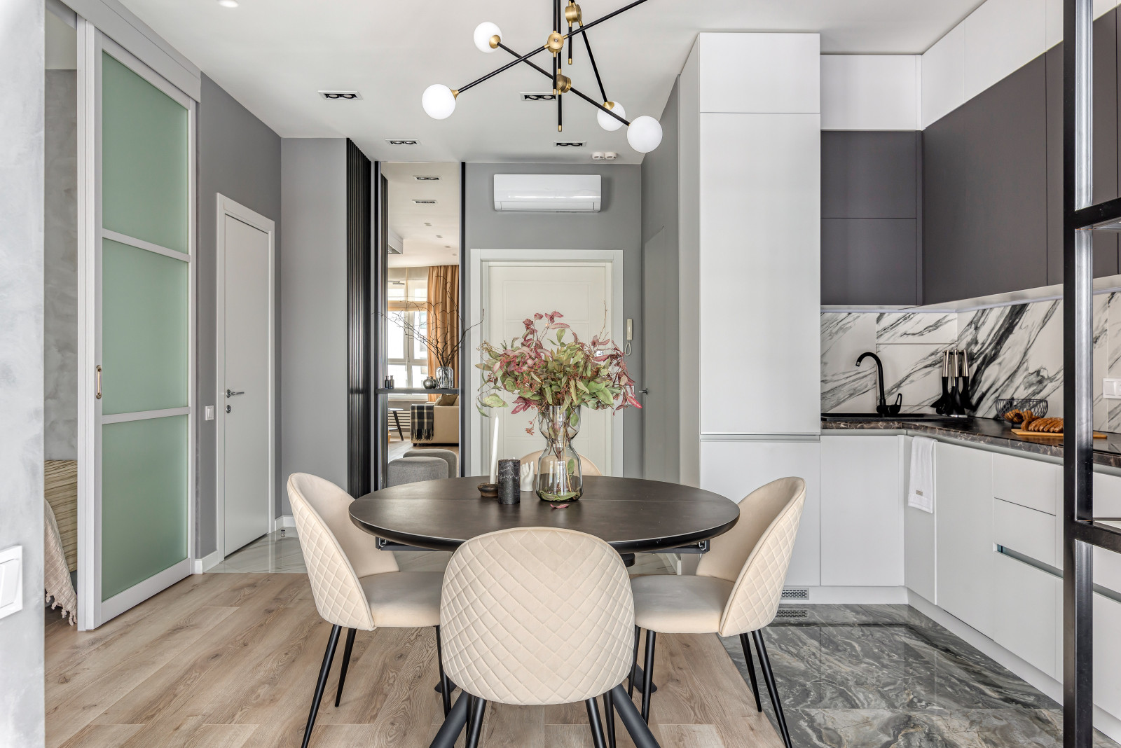 Уютная однушка для мамы и дочки