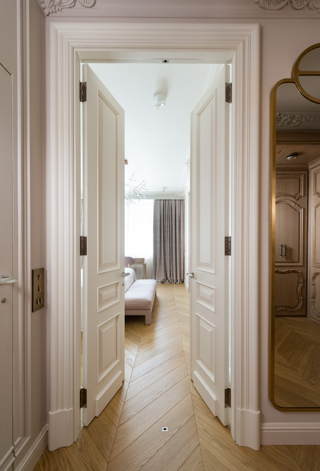 Мебельный проект "Воздушная классика".