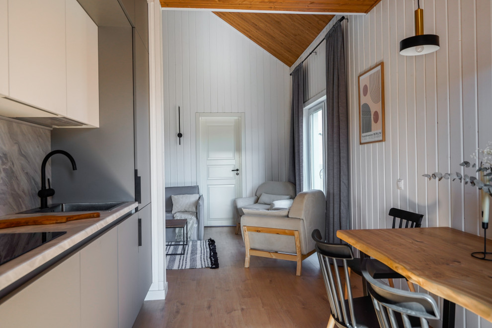 Небольшой дом под Петербургом