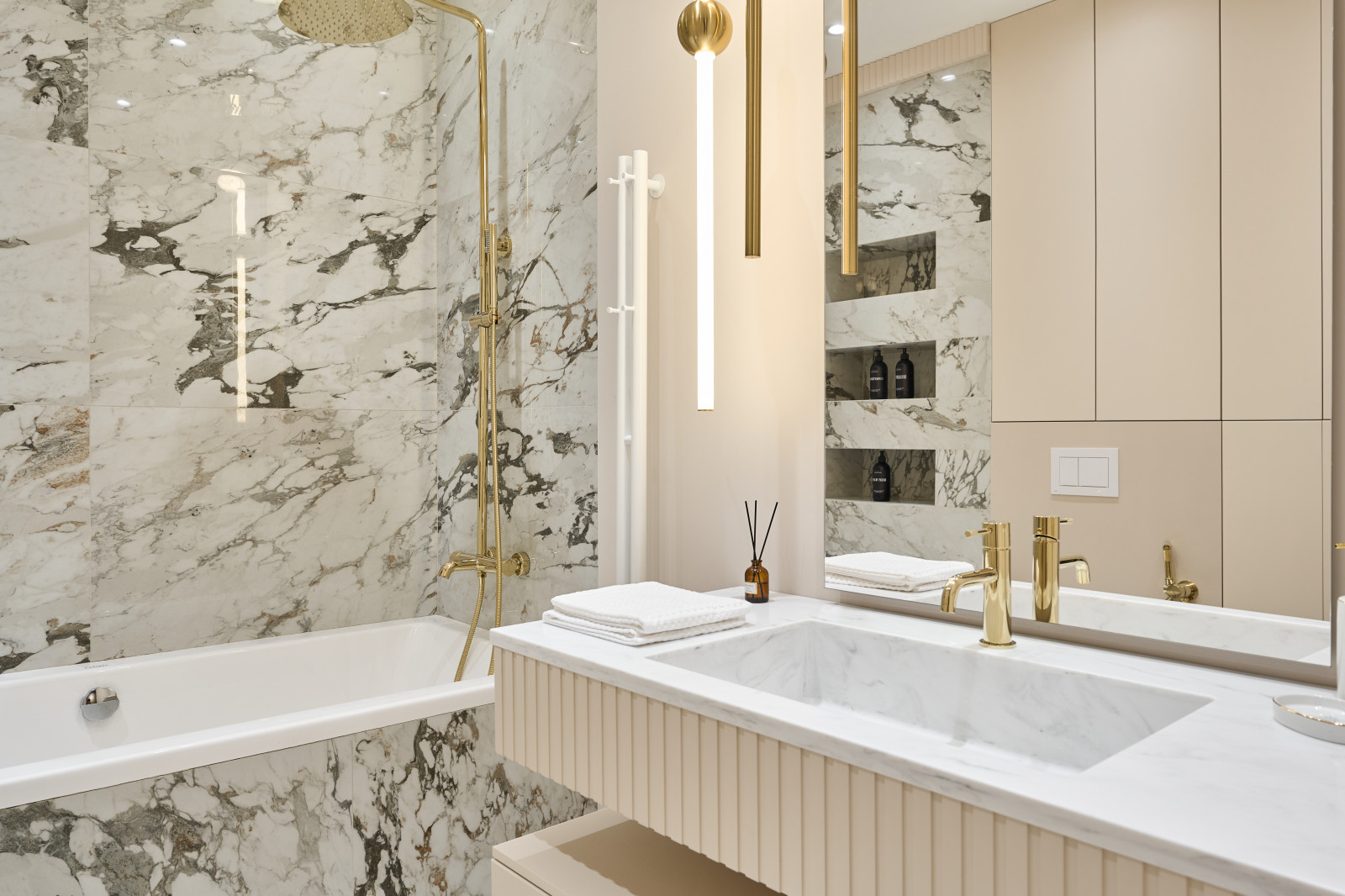 Евро 4к квартира 131 кв.м в ЖК "SKY HOUSE"