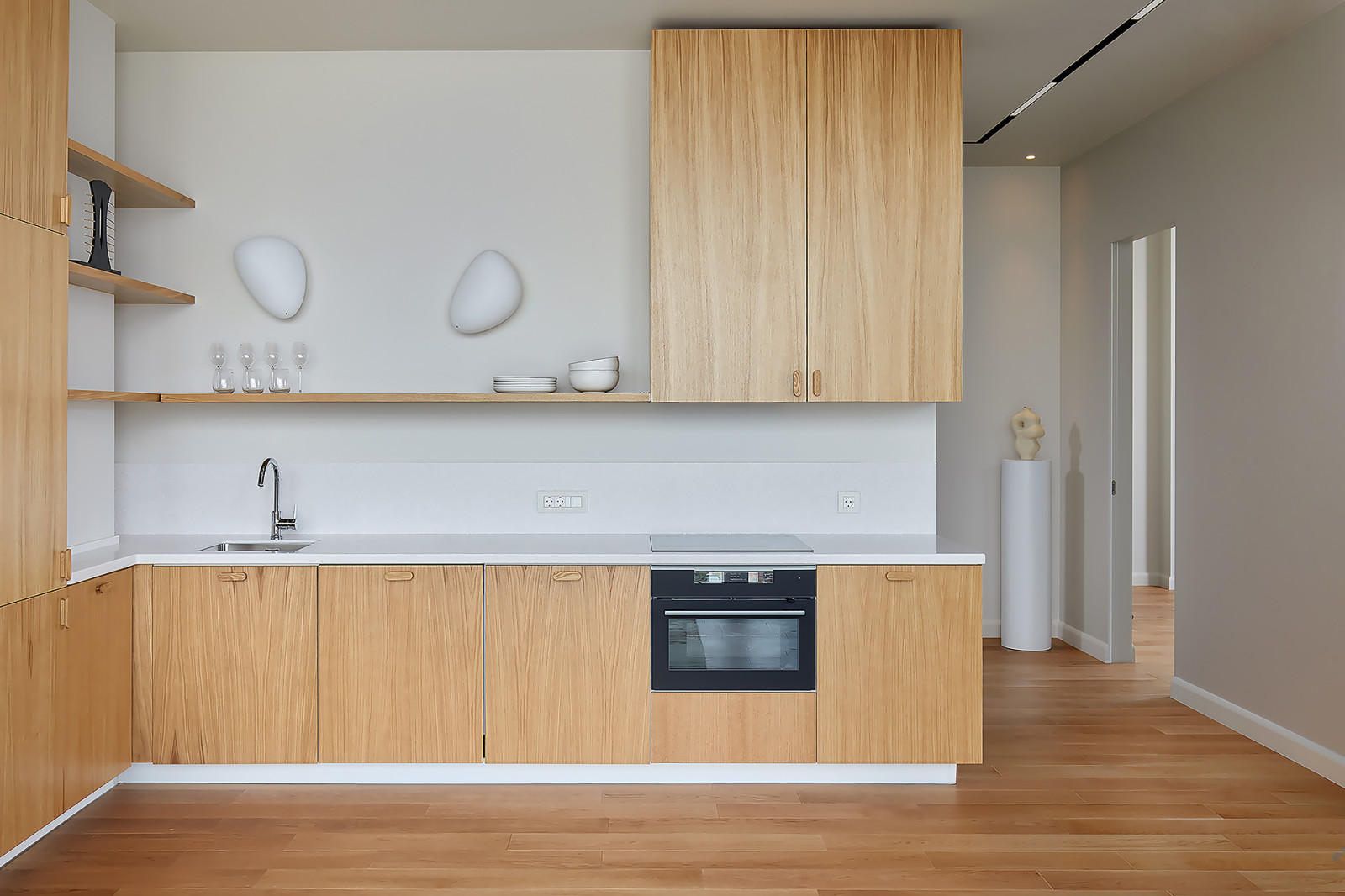 Квартира в Москва-Сити 2 (бежевое дерево)