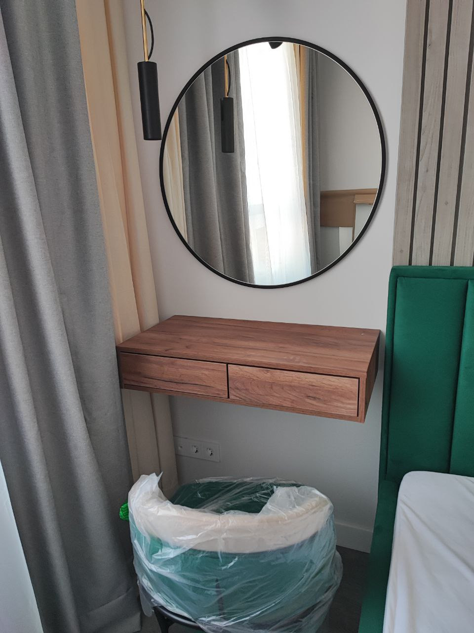 Тумбы и комоды