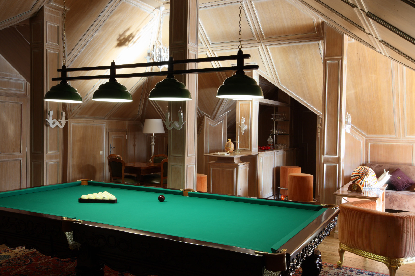 Бильярдная