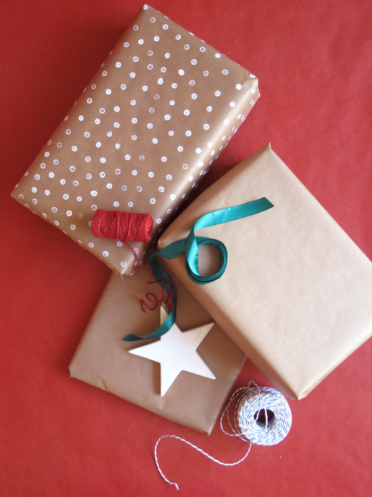 Cвоими руками: Как упаковать подарок на Новый год в крафт-бумагу