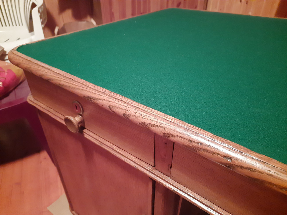 Реставрация письменного стола с сукном